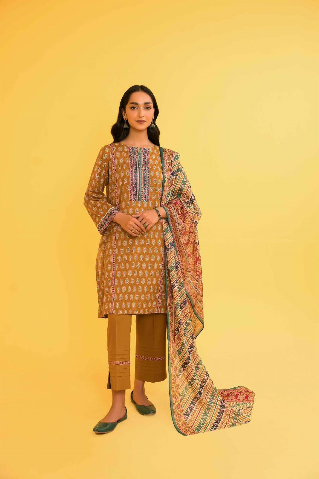 Nishat Unstitched Printed Lawn 3pc
